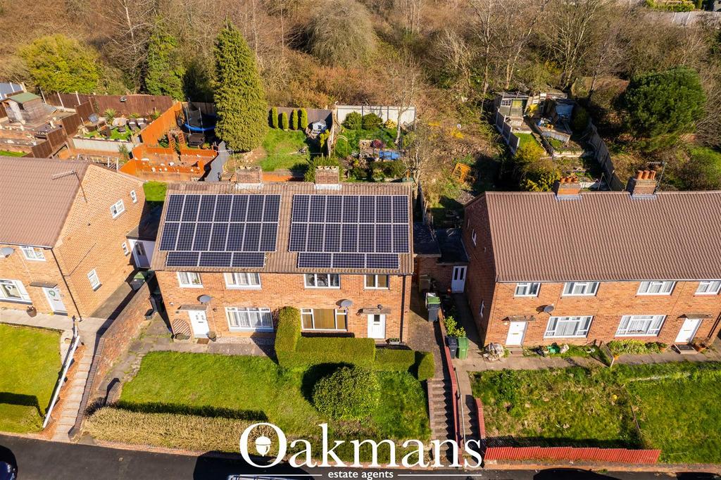 Uplands Road, Dudley 3 bed semidetached house £175,000