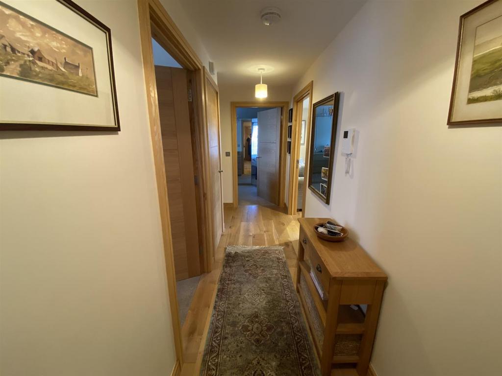 Sandhurst, The Harbour, Burry Port 2 bed flat for sale £269,995