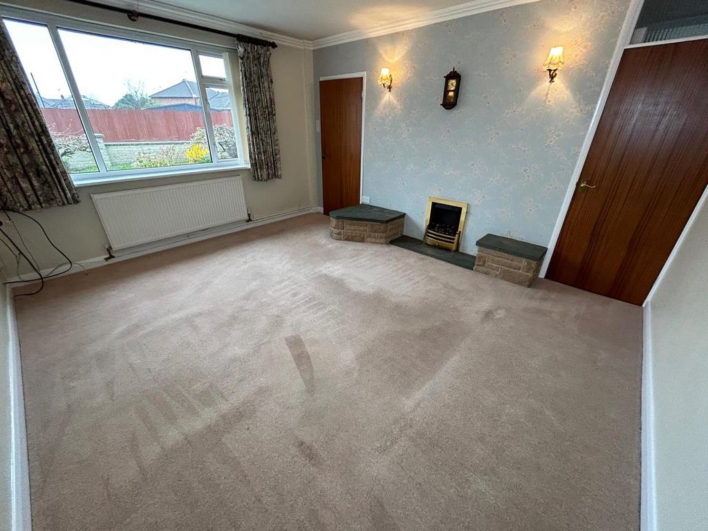 Watergate Lane, Leicester 2 bed detached bungalow £1,000 pcm (£231 pw)