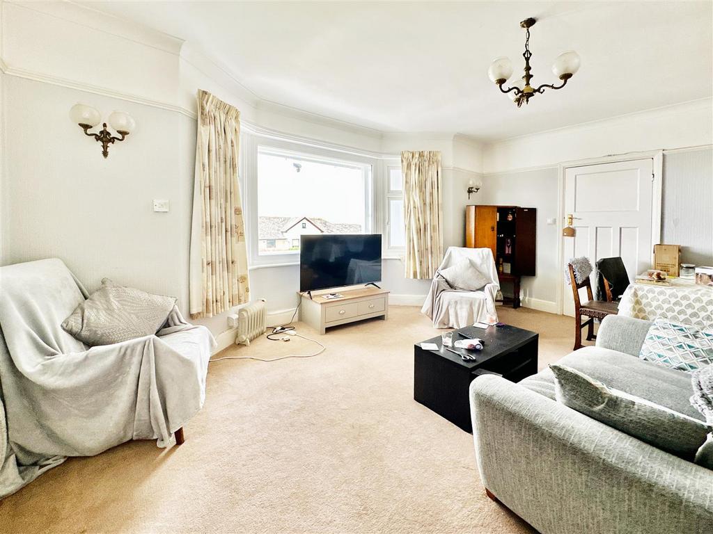 Northfields Lane, Brixham 4 bed detached bungalow for sale £640,000