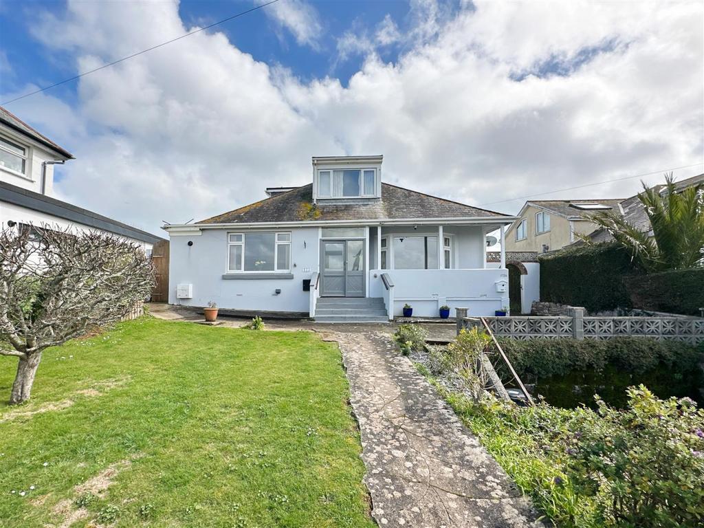 Northfields Lane, Brixham 4 bed detached bungalow for sale £595,000
