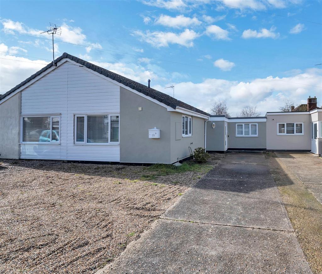 Mill Gardens, Elmswell 2 bed bungalow for sale £299,000