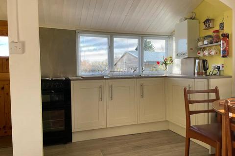 2 bedroom chalet for sale, 11th Avenue, Humberston Fitties, Humberston, Grimsby, N.E. Lincs, DN36 4HE