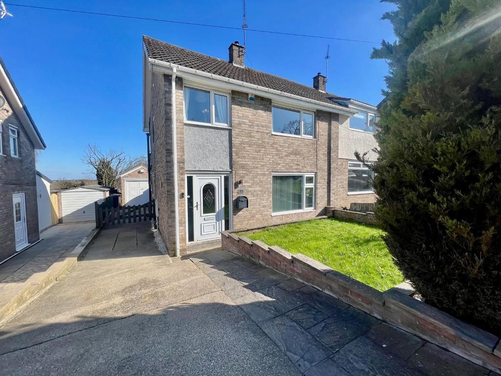 Barnes Hall Road, Burncross, Sheffield 3 bed semidetached house £250,000