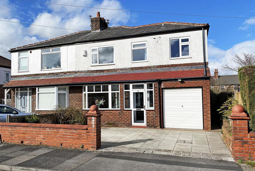 Harcourt Road, Altrincham 4 bed semidetached house for sale £520,000