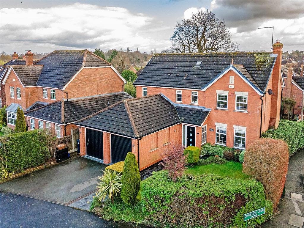 Doveridge Close, Solihull 4 bed detached house £750,000