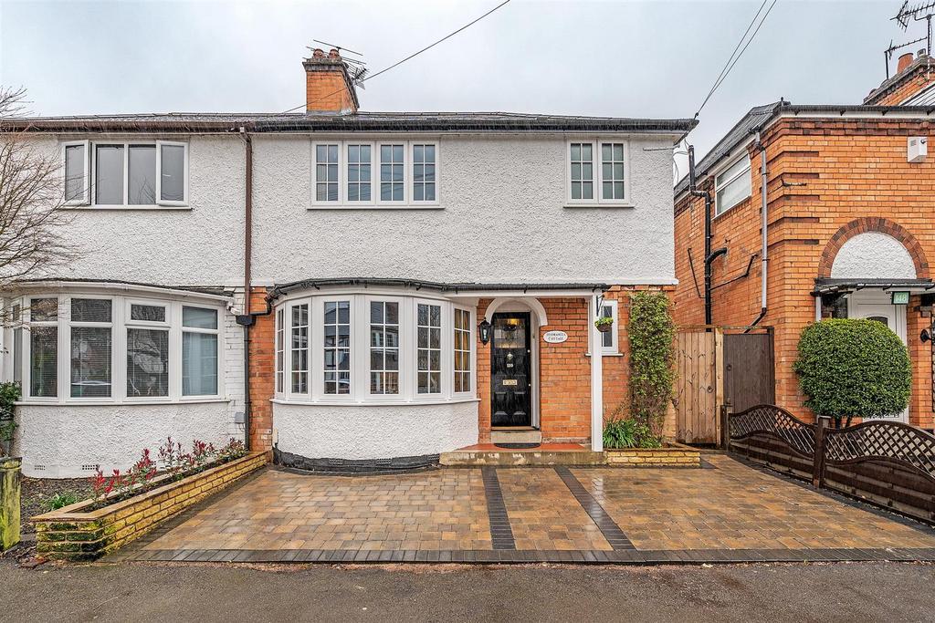 Ulverley Green Road, Solihull 3 bed semidetached house £450,000