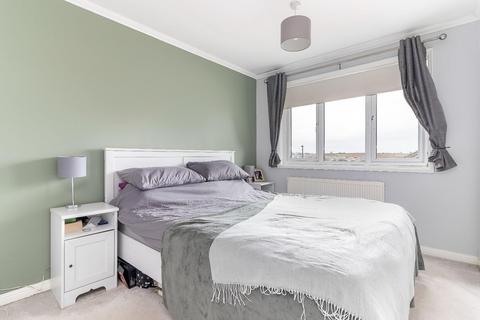 82 Yarrow Drive, Harrogate, HG3 2XD