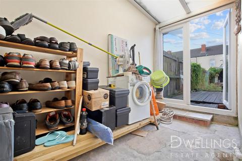 207 Waterloo Street, Burton-on-trent, DE14 2NQ