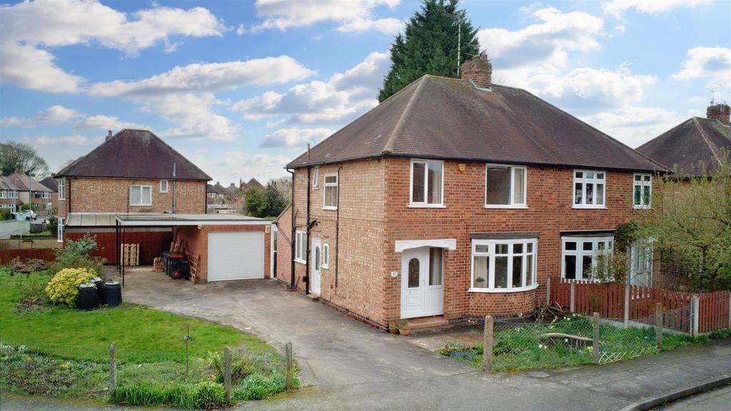 Crofton Road, Attenborough, Nottingham 3 bed semidetached house for