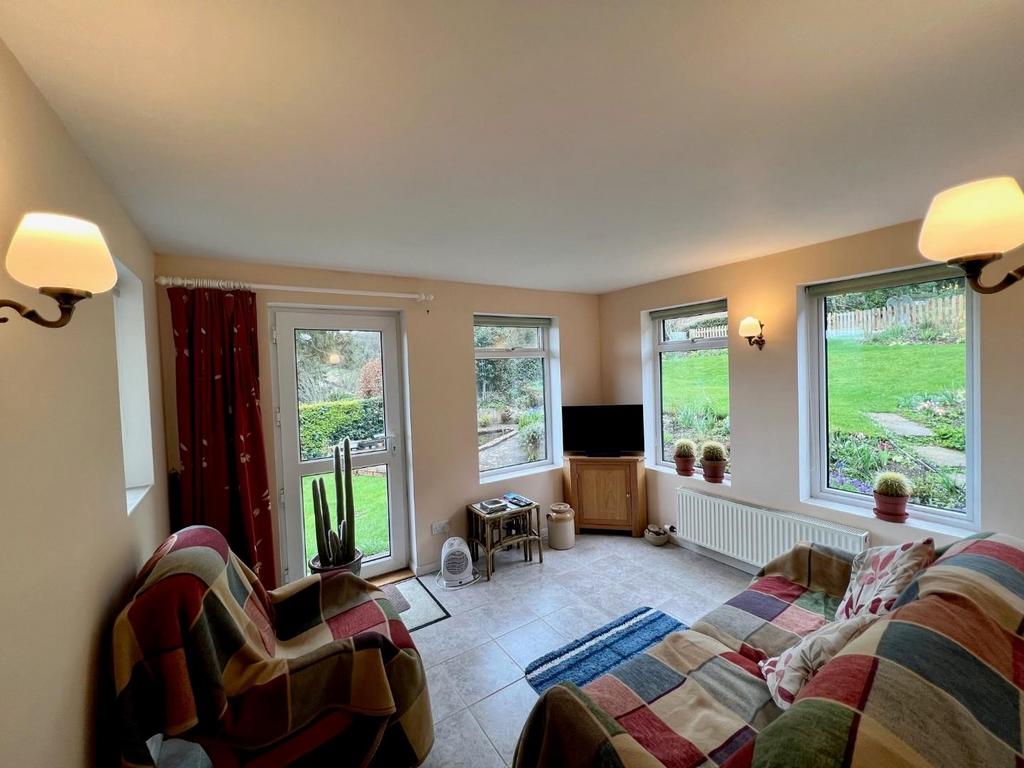Summer Room/Bedroom 4