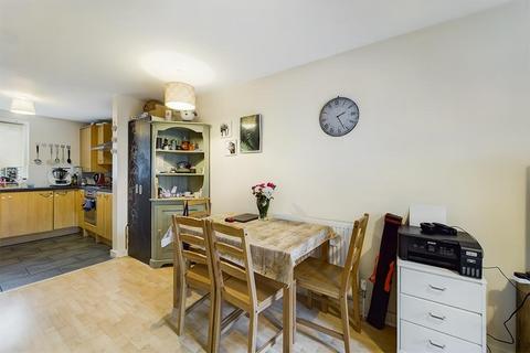Flat 2, 2 Anglesea Terrace, Southampton, SO14 5GP