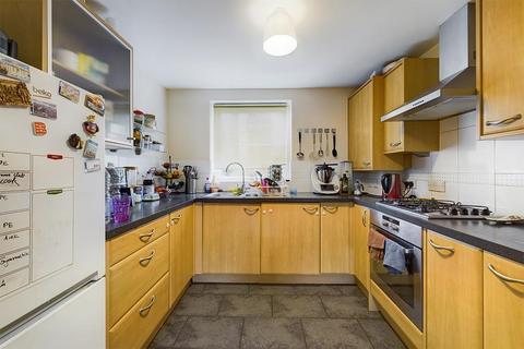 Flat 2, 2 Anglesea Terrace, Southampton, SO14 5GP