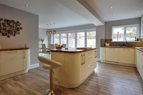 36 Middlegate, Loansdean, Morpeth, NE61 2DD