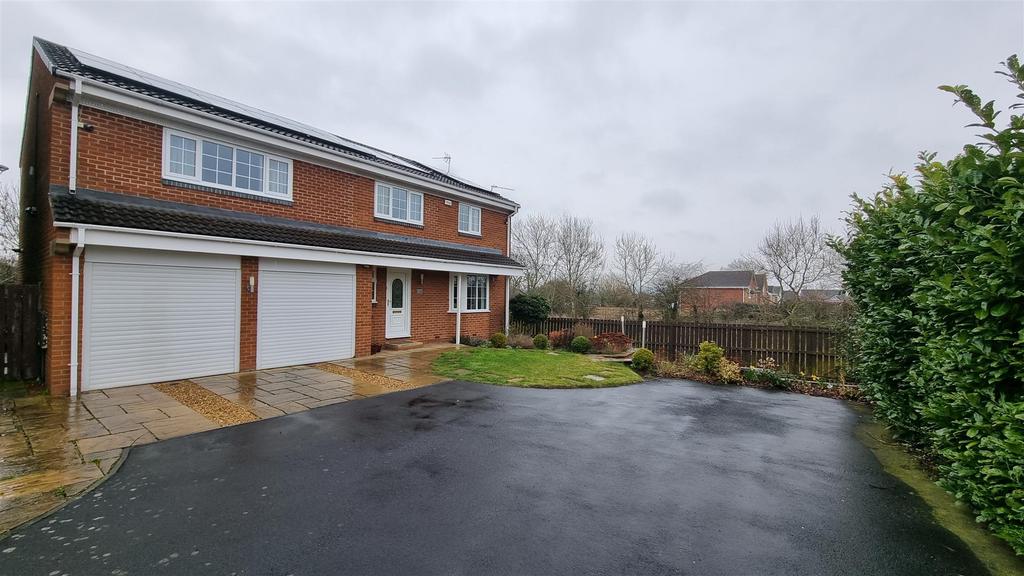 Beckett Close, Etherley Dene, Auckland 5 bed detached house for