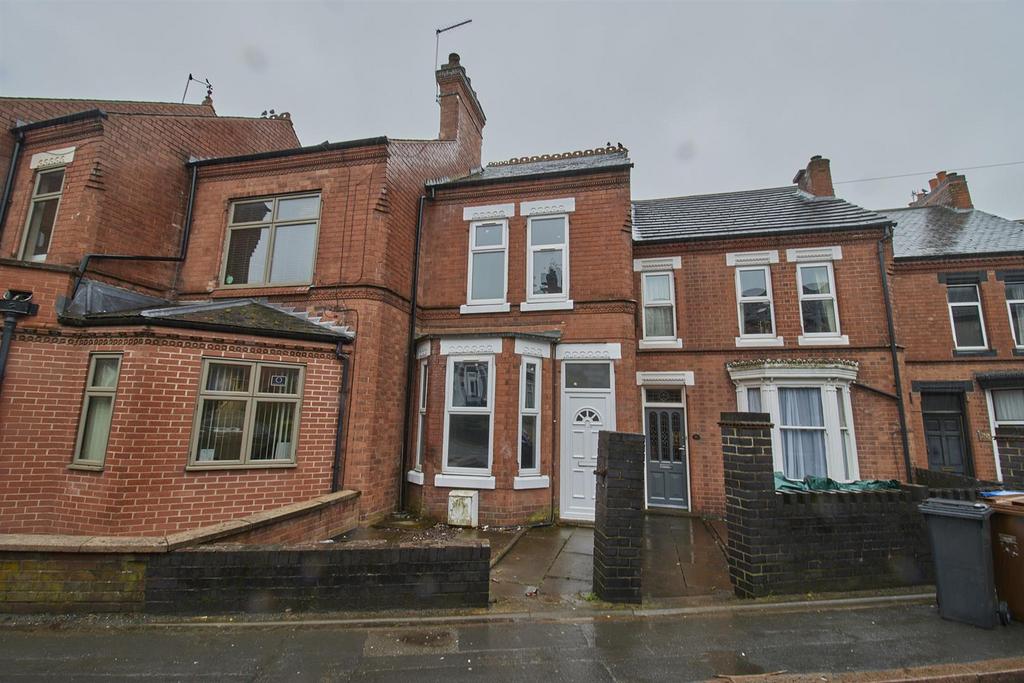 Shilton Road, Barwell, Leicester 2 bed house £750 pcm (£173 pw)