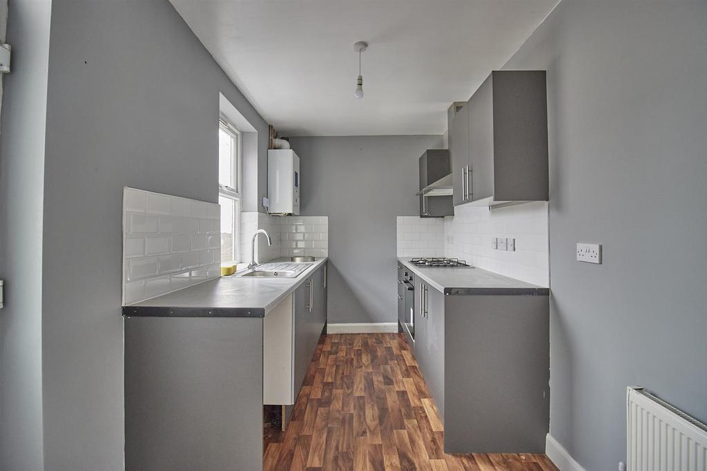 Shilton Road, Barwell, Leicester 2 bed house £750 pcm (£173 pw)