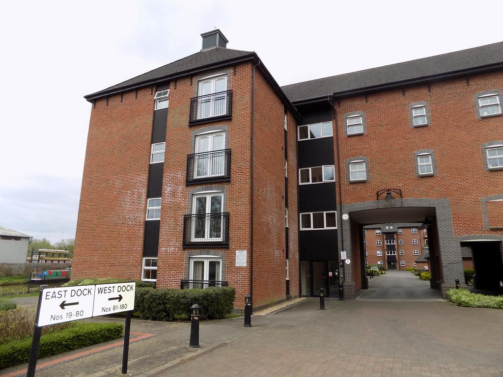 The Wharf, Leighton Buzzard, LU7 2 bed apartment £950 pcm (£219 pw)