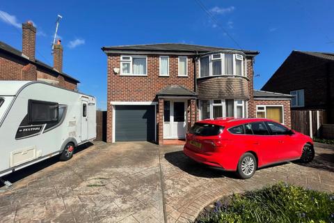 33 Patch Croft Road, Manchester, M22 5JR