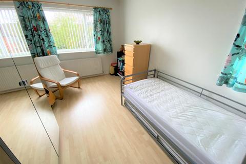 33 Patch Croft Road, Manchester, M22 5JR