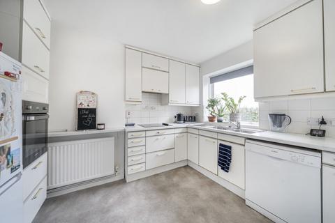 2 bedroom apartment for sale, West End Court, West End Lane, Stoke Poges, Buckinghamshire, SL2