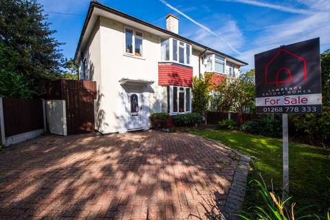 3 bedroom semi-detached house for sale, Broomfield Avenue, Leigh-on-sea, SS9