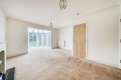 6 Asprey Mews, Beckenham, BR3 3DX