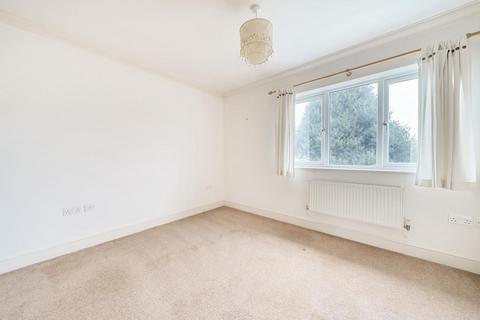 6 Asprey Mews, Beckenham, BR3 3DX