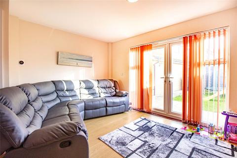 3 bedroom end of terrace house to rent, Gweal Avenue, Reading, Berkshire, RG2