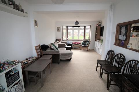 4 bedroom terraced house for sale, Kennet Close, Upminster RM14