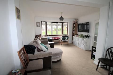 21 Kennet Close, Upminster, RM14 1ST