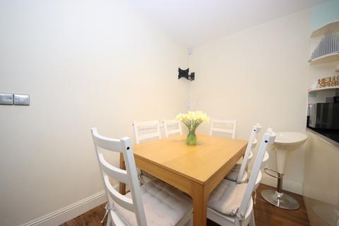 5 Latchmere Place, Ashford, TW15 3FJ