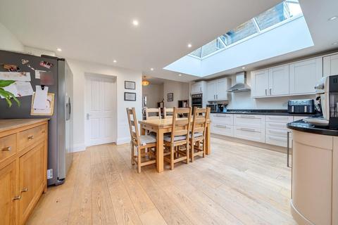 160 Effra Road, Wimbledon, London, SW19 8PR