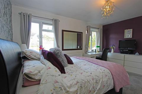 145a Sanderstead Road, South Croydon, CR2 0PH