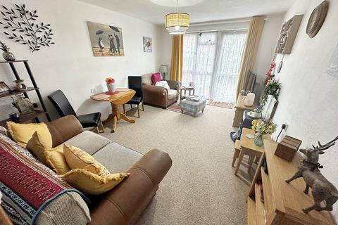 1 bedroom flat for sale, Hotspur Road, Northolt UB5
