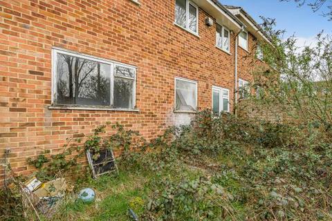 52 Britten Road, Brighton Hill, Basingstoke, RG22 4HP