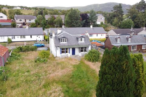 Novaar Main Street, Newtonmore, PH20 1DR