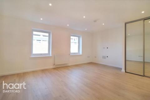 undefined, Brewers Square, Dartford