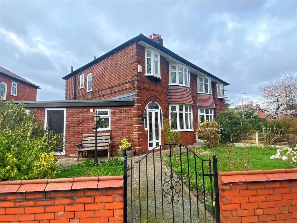 Hopwood Avenue, Heywood, Greater... 4 bed semidetached house £335,000