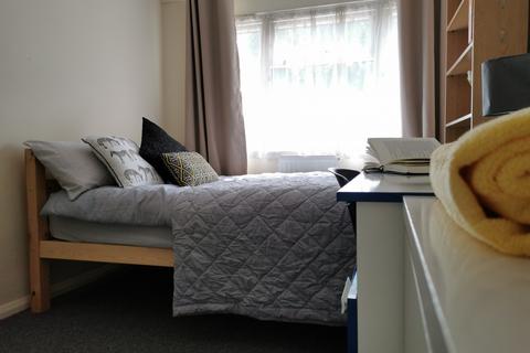 undefined, Long Meadow Way, Canterbury