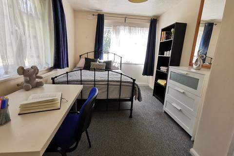undefined, Long Meadow Way, Canterbury