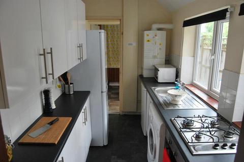 4 bedroom house to rent, Clyde Street, Canterbury