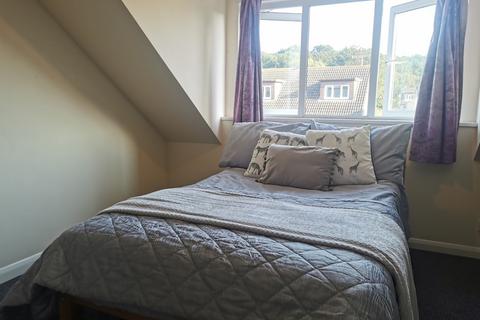 5 bedroom house to rent - Regency Place, Canterbury