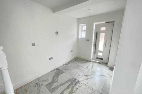 110 Wingate Road, Luton, LU4 8PY