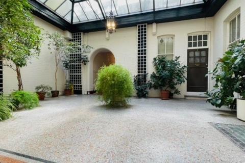 3 bedroom flat for sale, Wellesley Mansions, Edith Villas, W14