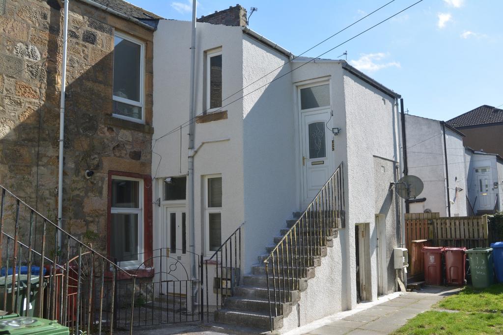 Thornhill Road, Falkirk, Stirlingshire, FK2 7AZ 1 bed flat for sale £