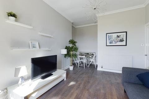 2 bedroom flat to rent, Grove Street, Haymarket, Edinburgh, EH3