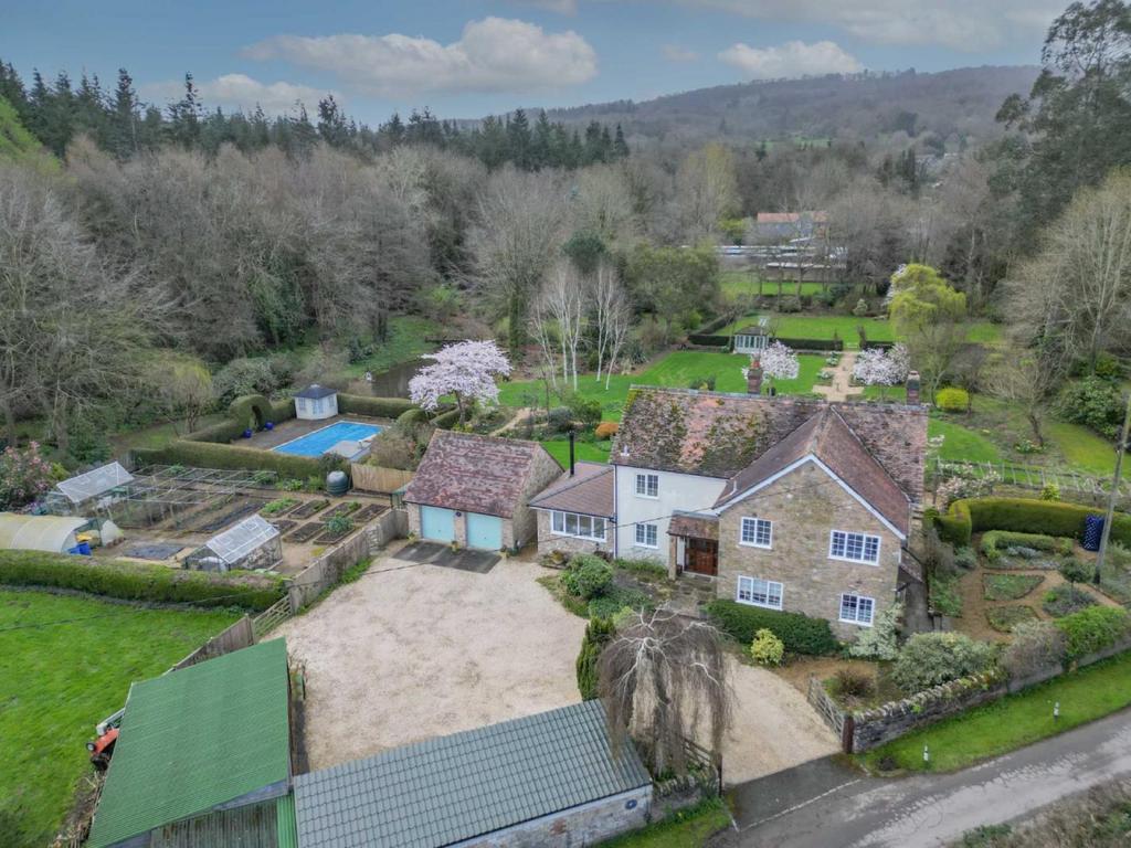 Newent, Clifford's Mesne 5 bed detached house for sale £1,200,000