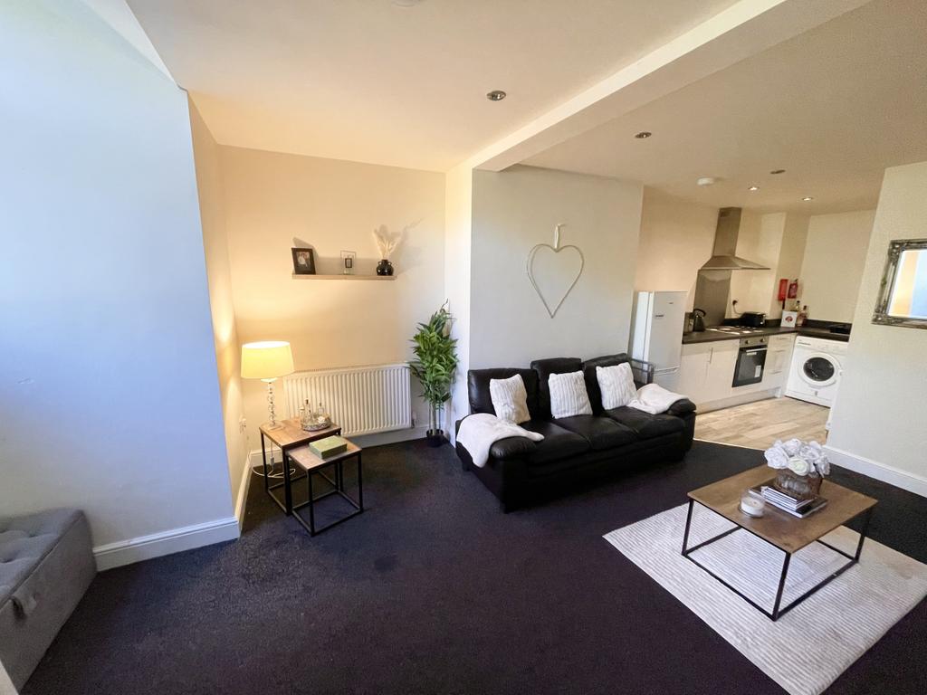 6 Christina House, Lennox Street