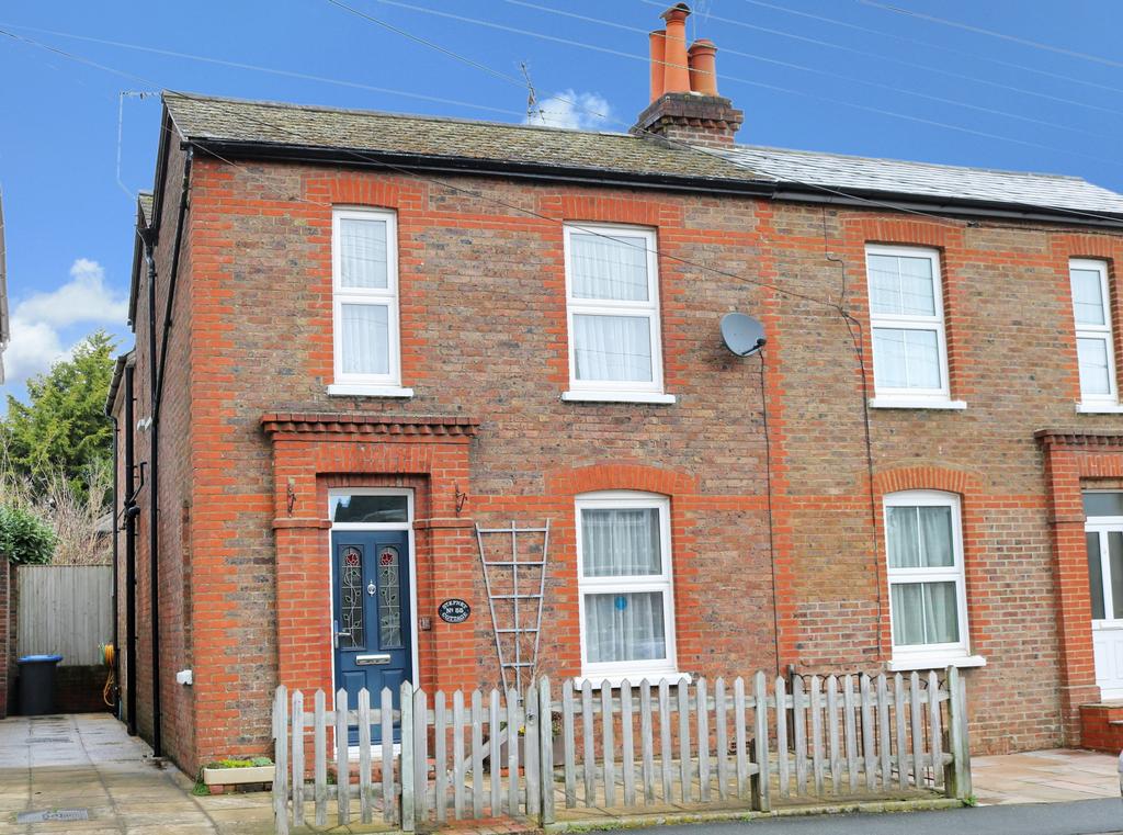 New England Road, Haywards Heath, RH16 3 bed house for sale £440,000